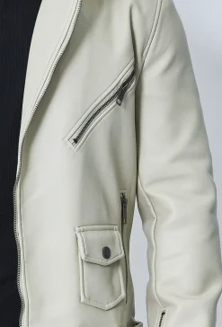 Veste avec ceinture