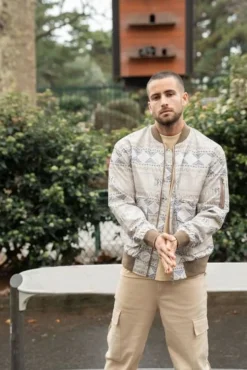 Veste bombers fine à motifs géometriques