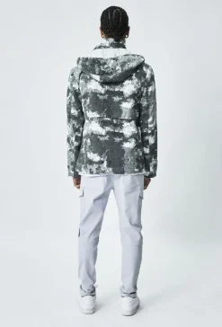 Veste coupe-vent camouflage à capuche
