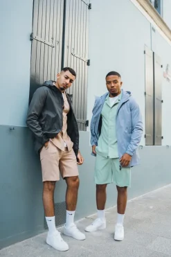 Veste imperméable à capuche