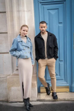 Veste uni texturé avec grandes poches à rabat